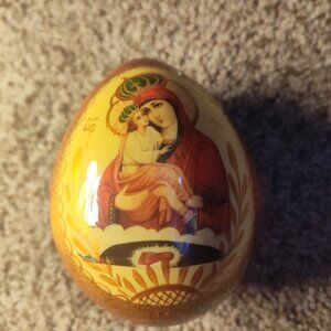 Russian wooden egg Virgin Mary and Jesus Christ Big 4 inch